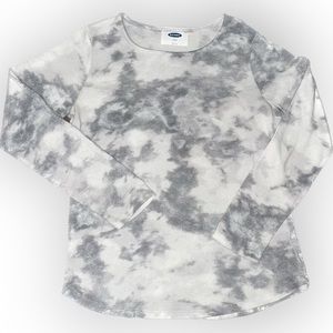 Old Navy tie dye shirt